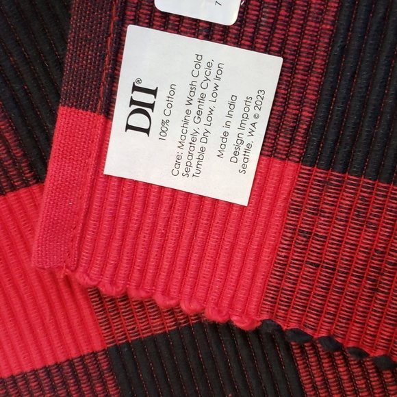 Design Imports NWT Red and Black Buffalo Plaid Placemats, Set/4 - Picture 4 of 4
